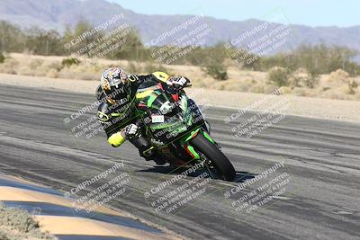 media/Dec-04-2025-Racers Edge (Thu) [[5ebc9f124d]]/3-B Group/3-Session 2 (Turn 7 Inside)/